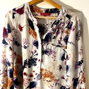 Floral shirt 3/4 length sleeves